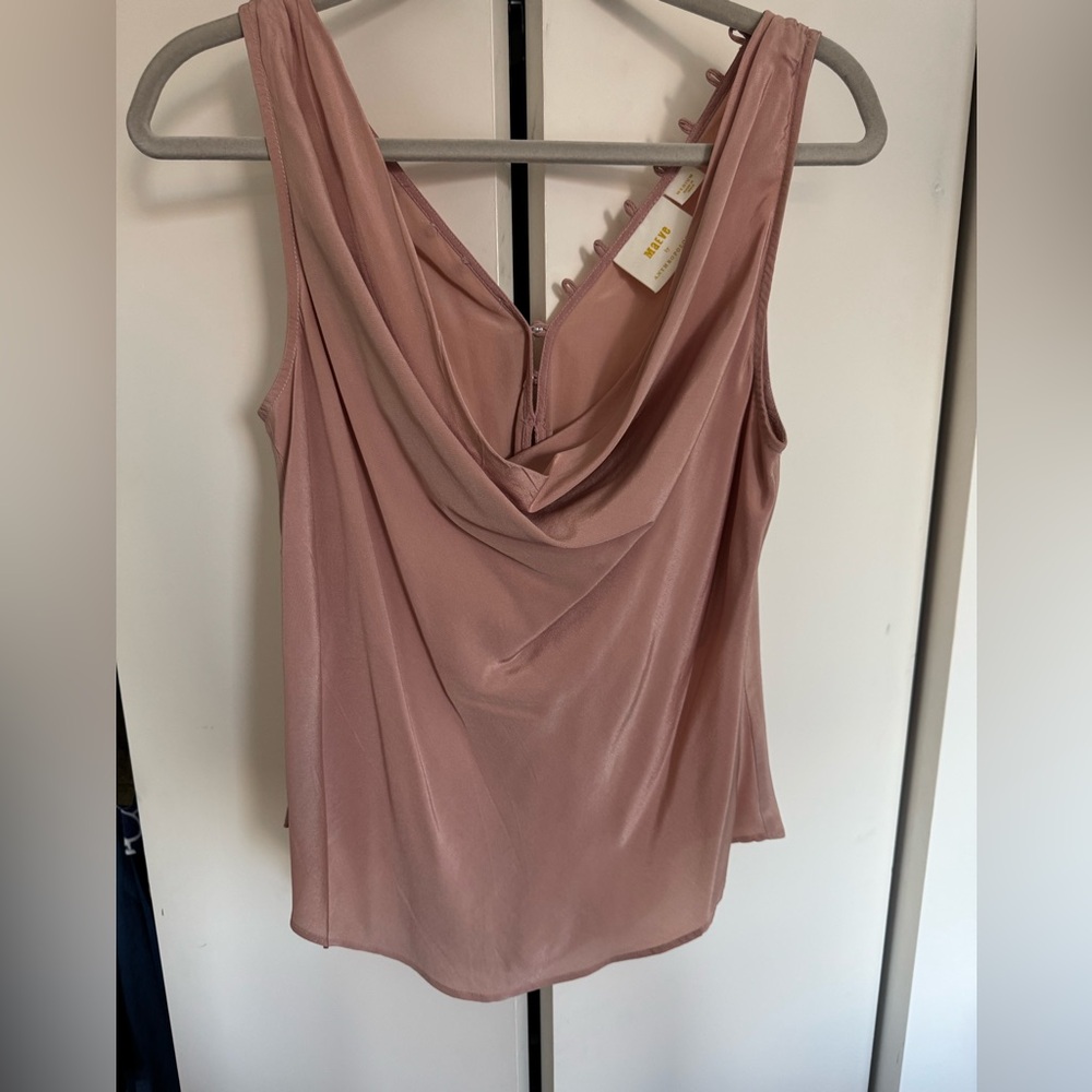 Back Button Pink Silk Blouse NWOT - Picture 3 of 8